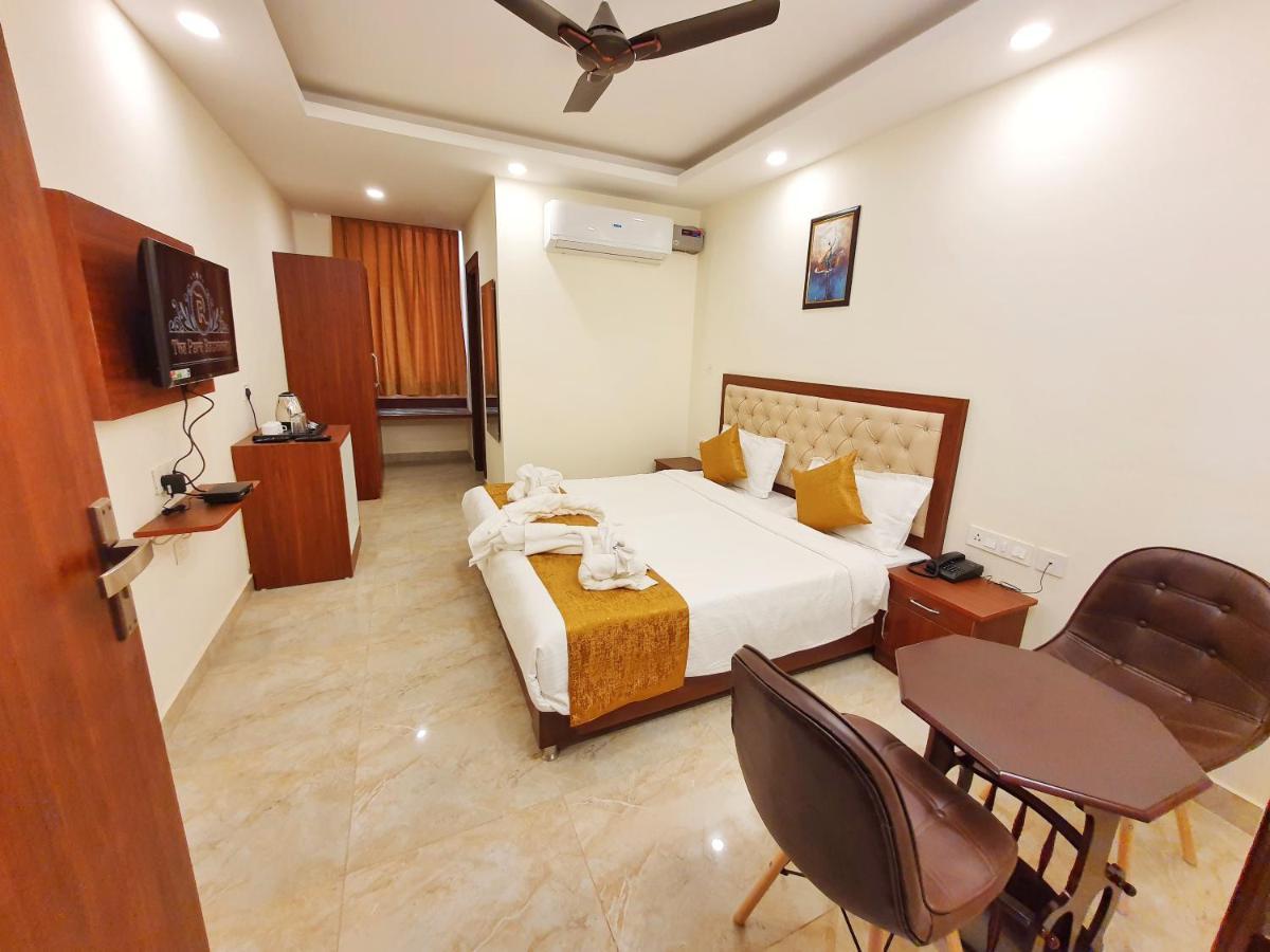 Hotel The Park Residency Dehradun Zewnętrze zdjęcie