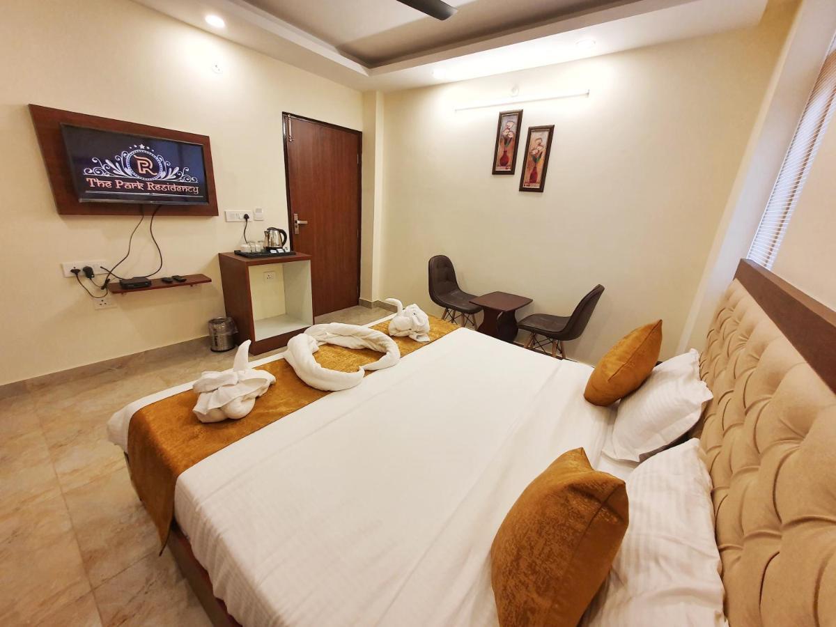 Hotel The Park Residency Dehradun Zewnętrze zdjęcie